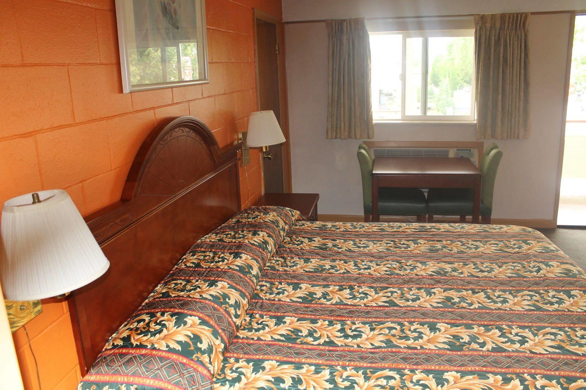 Olympia Inn Екстер'єр фото